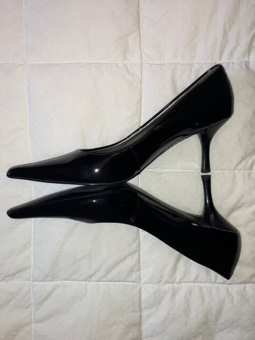 Nine West Black Patent Leather kitten heel pumps - Picture 4 of 7